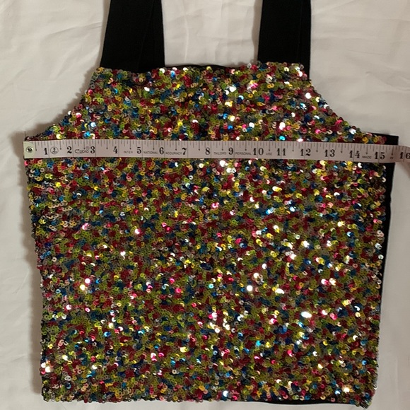 💥SALE💥Sequin top - Picture 3 of 4